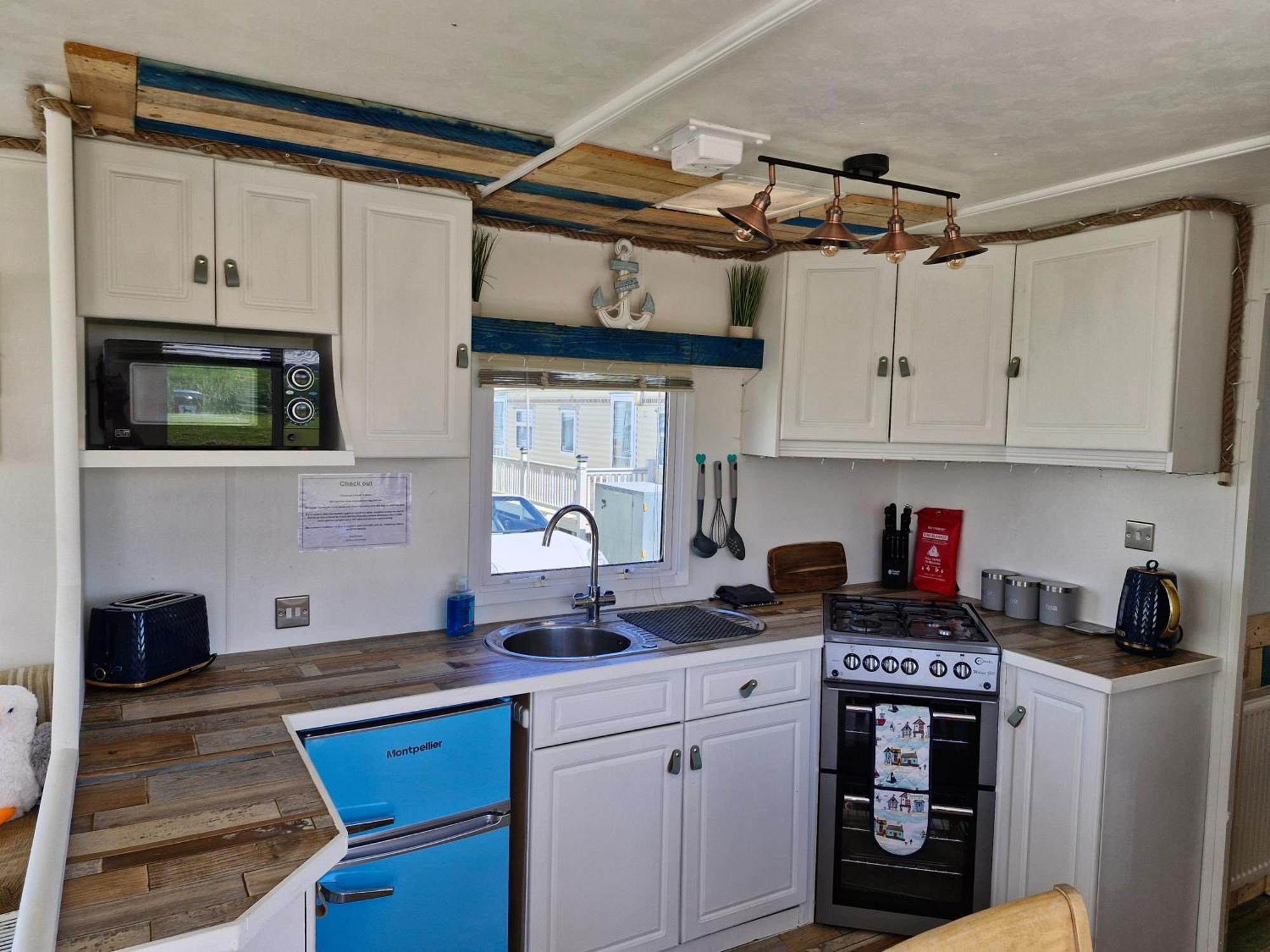 Driftwood Cabin - Dog Friendly Anderby Creek Exterior photo